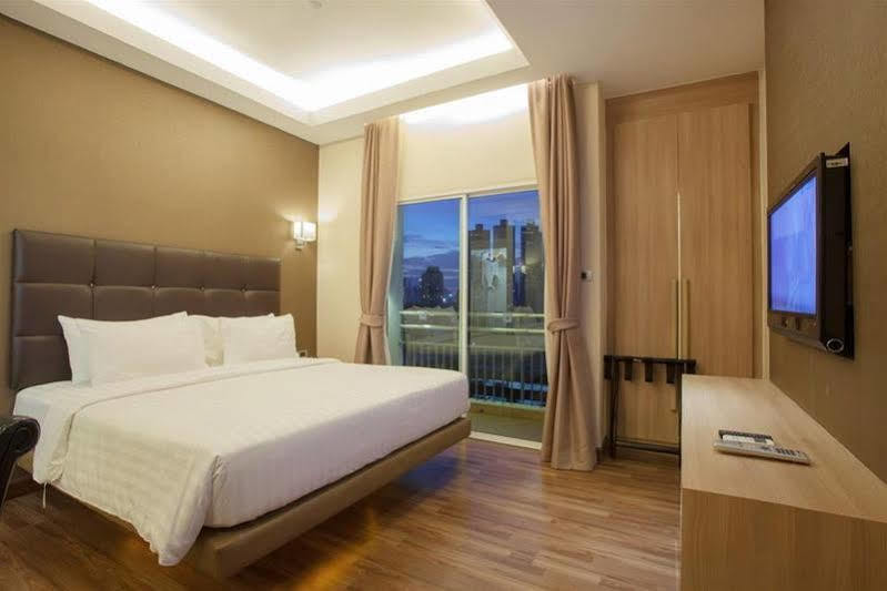 V Residence Serviced Apartment Bangkok Exteriér fotografie