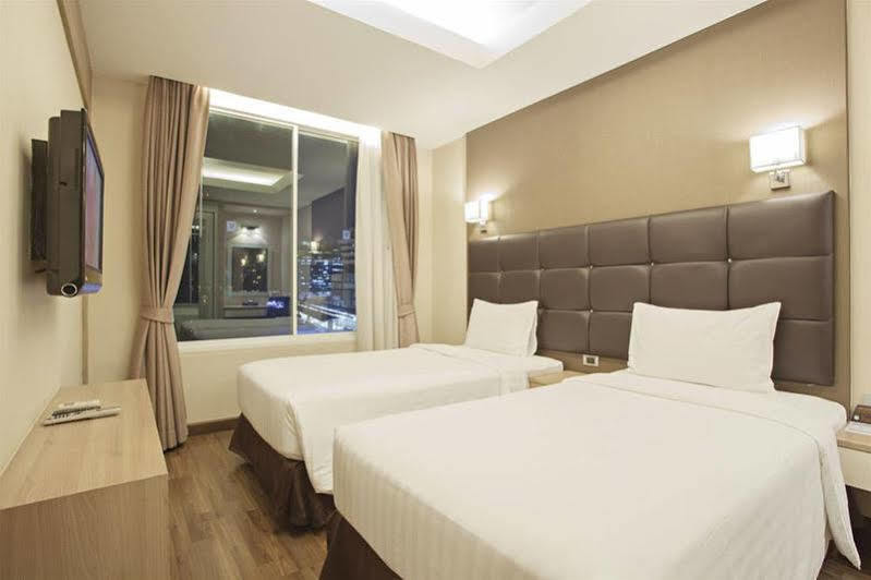 V Residence Serviced Apartment Bangkok Exteriér fotografie